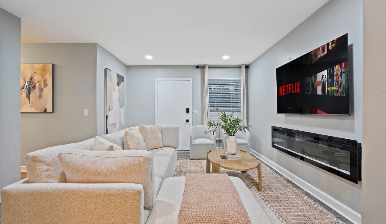 Photo of Livingroom in Des Plaines