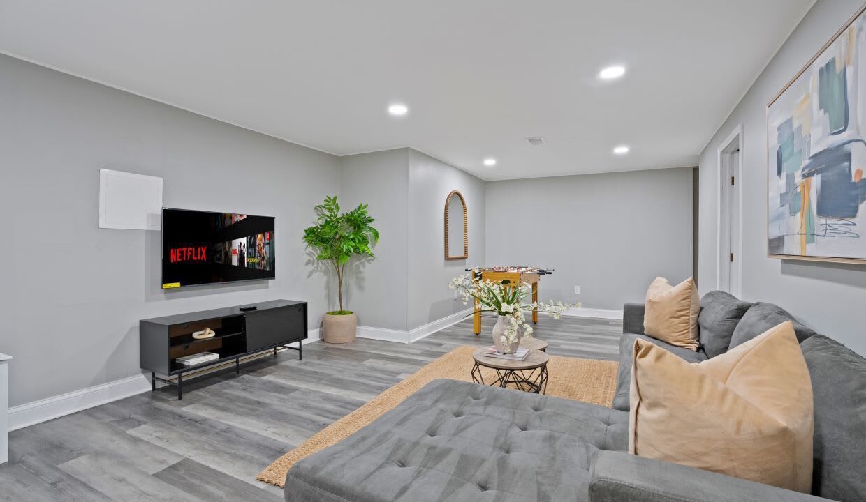 Photo of Livingroom in Des Plaines