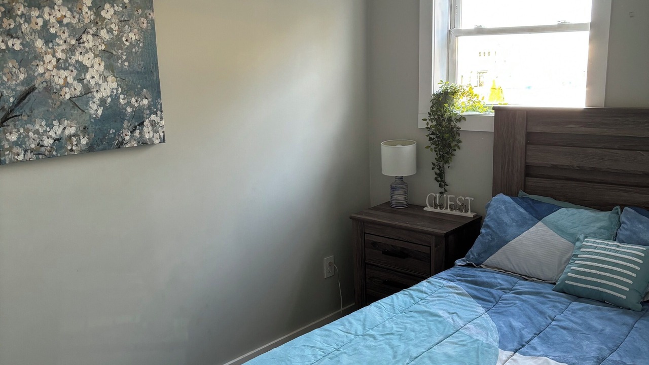 Photo of Bedroom in Oswego