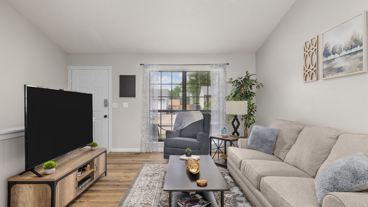 Photo of Livingroom in O'Fallon