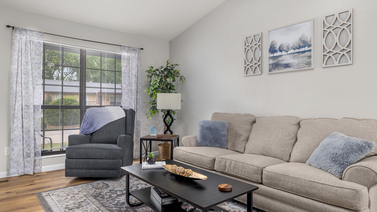 Photo of Livingroom in O'Fallon