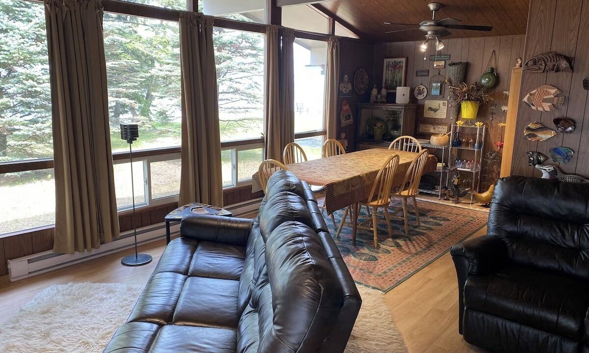 Photo of Livingroom in Tiny