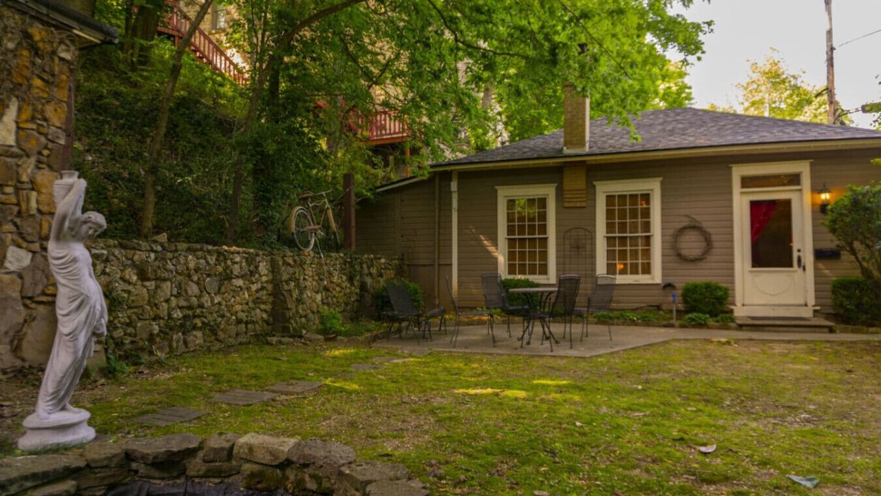 Photo of Patio Balcony in Eureka Springs Historic District
