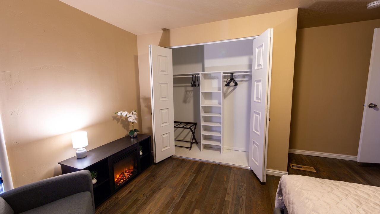 Photo of Bedroom in Riverdale