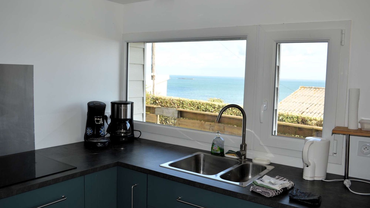 Photo of Kitchen in Saint-Come-de-Fresne