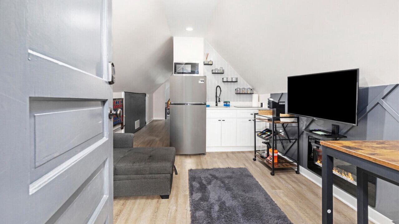Photo of Livingroom in Logan Square