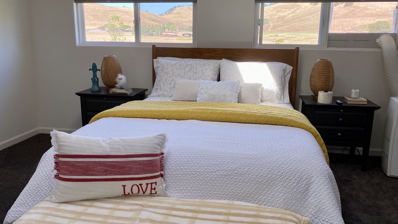 Photo of Bedroom in Hollister