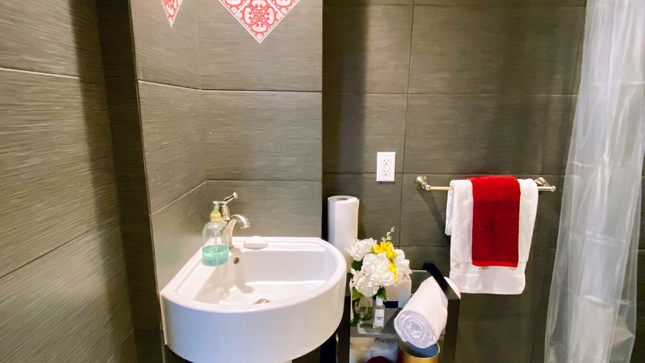 Photo of Bathroom in Hollister