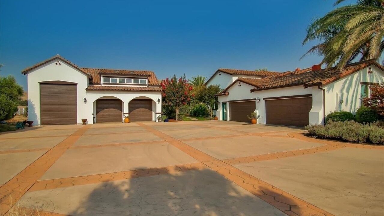 Photo of Outdoor in Hollister