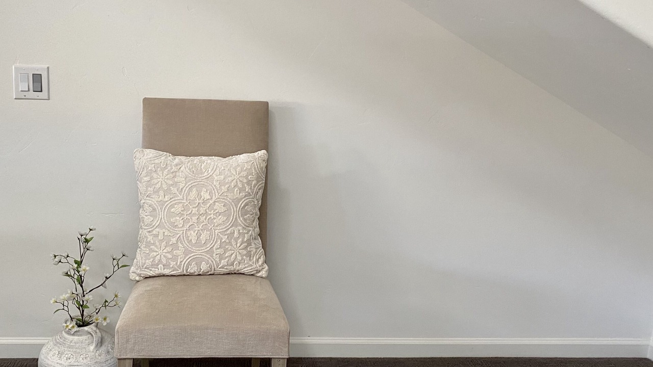 Photo of Others in Hollister