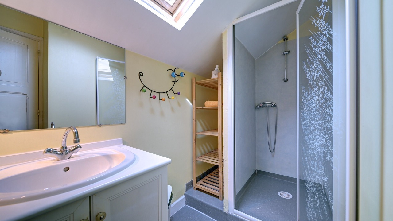 Photo of Bathroom in Bagneres-de-Luchon