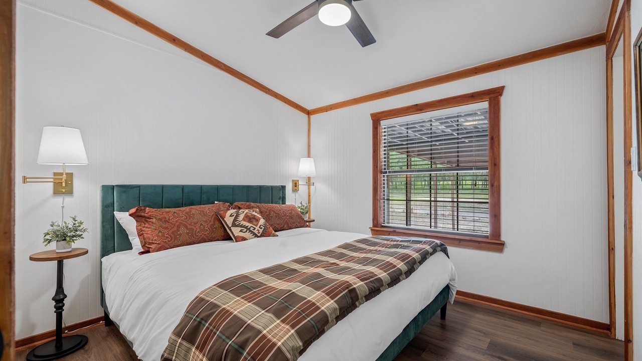 Photo of Bedroom in Van Zandt County