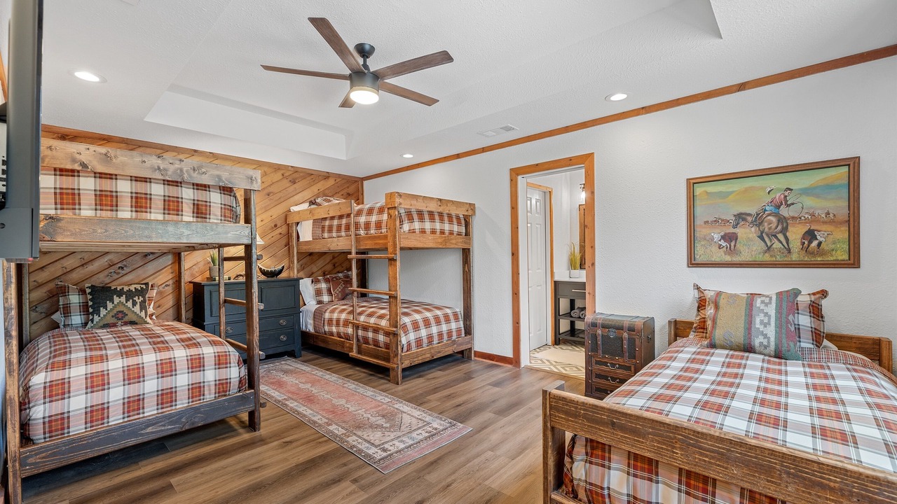 Photo of Bedroom in Van Zandt County