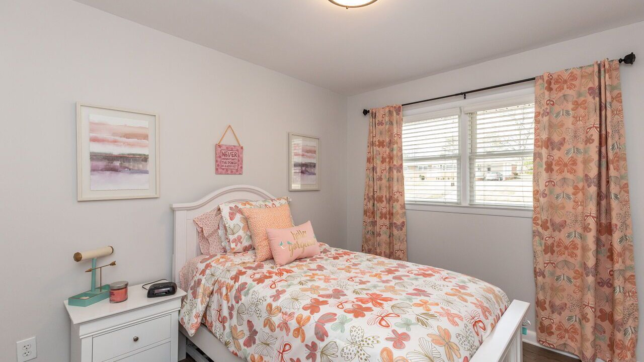 Photo of Bedroom in Garner