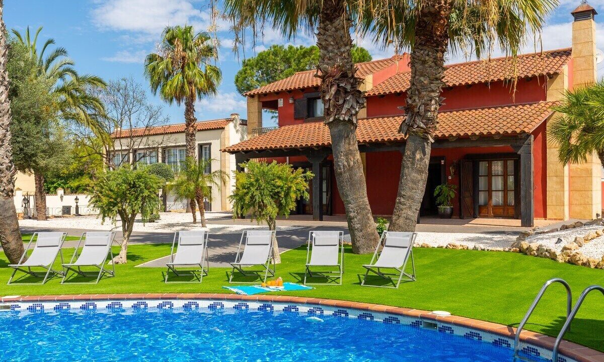Photo of Outdoor in Catral