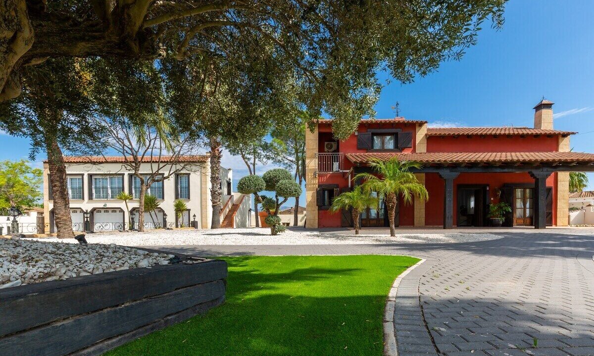 Photo of Outdoor in Catral
