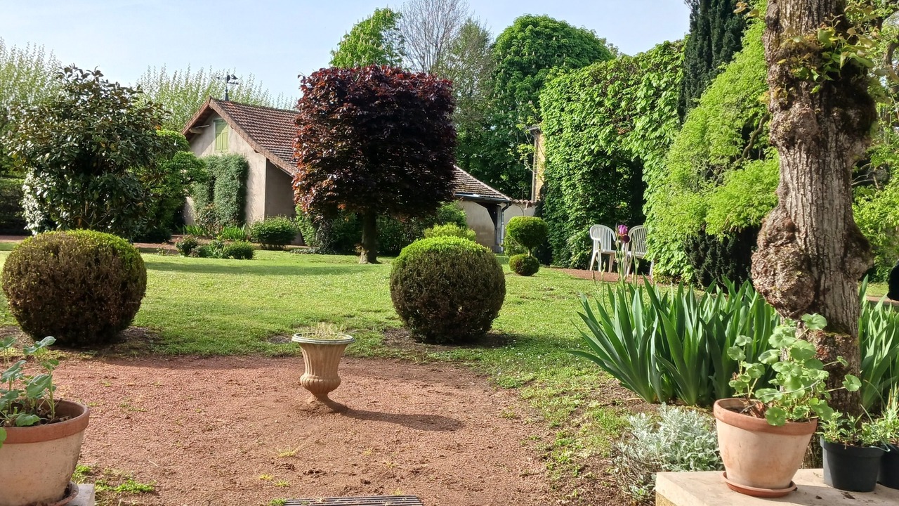 Photo of Outdoor in Charlieu