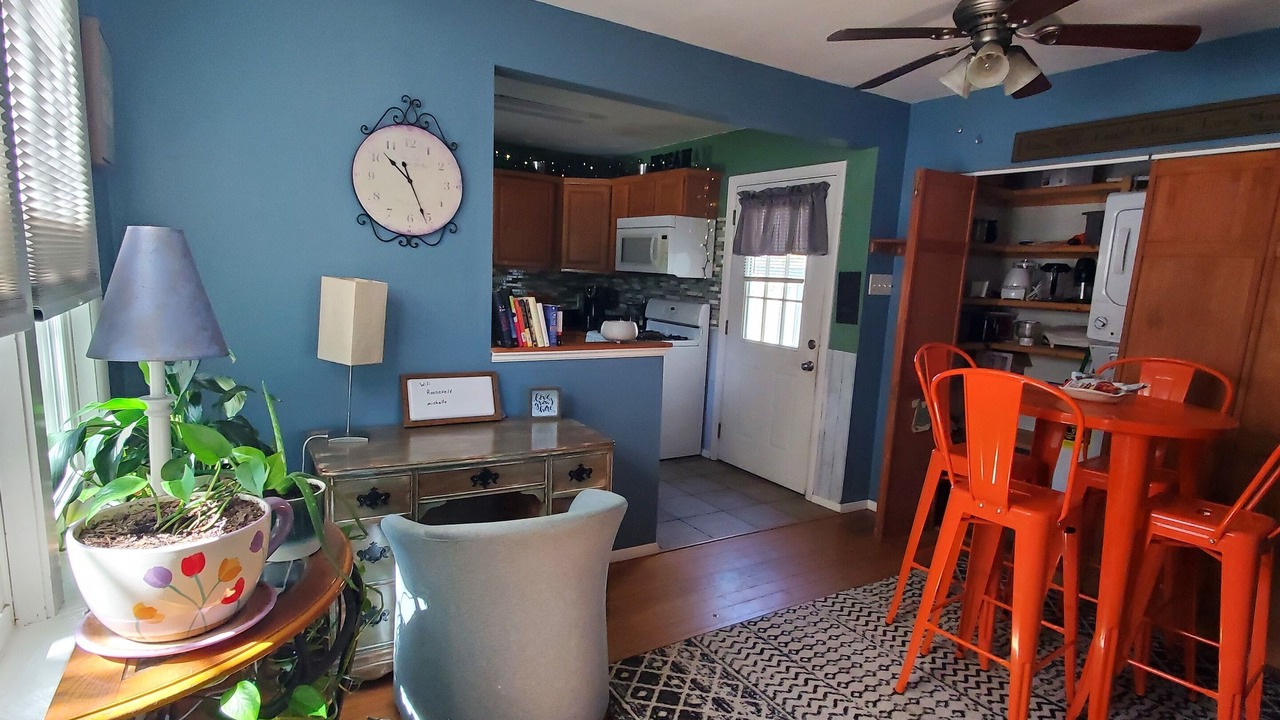 Photo of Others in Del Haven