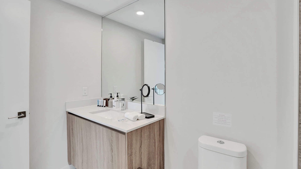 Photo of Bathroom in Northeast Miami