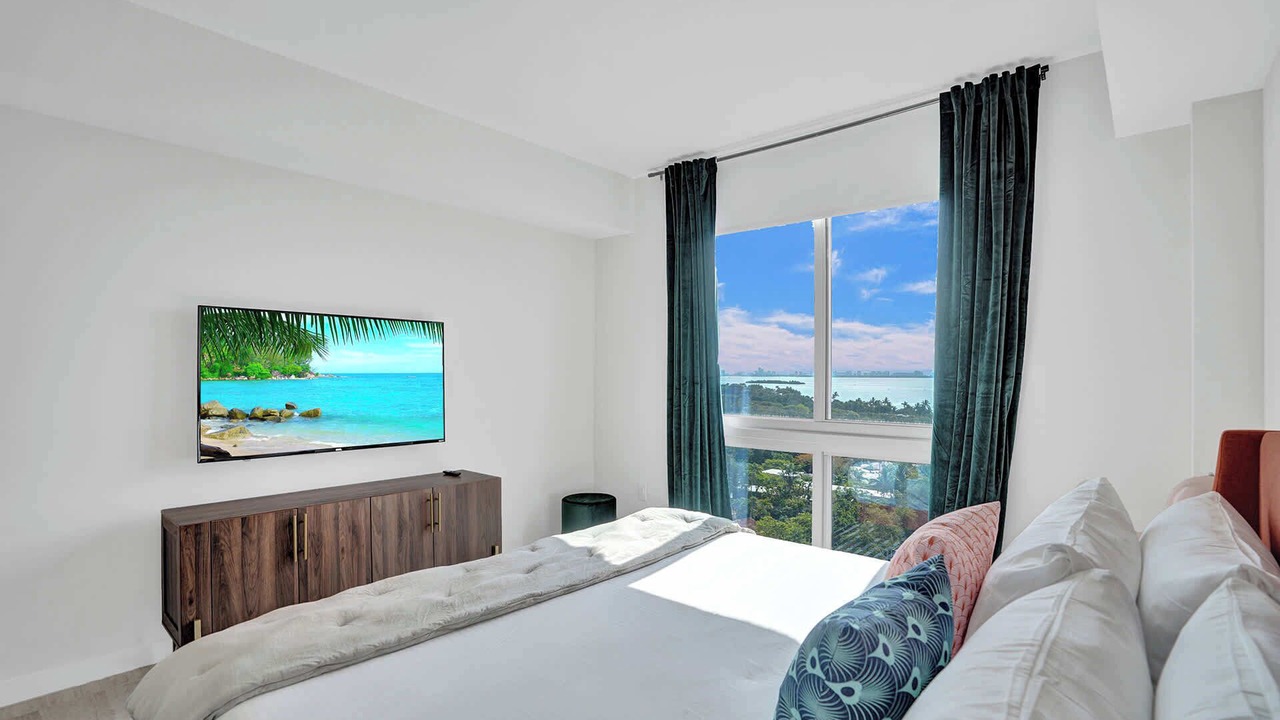 Photo of Bedroom in Northeast Miami