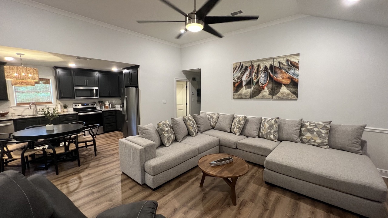 Photo of Livingroom in Hattiesburg