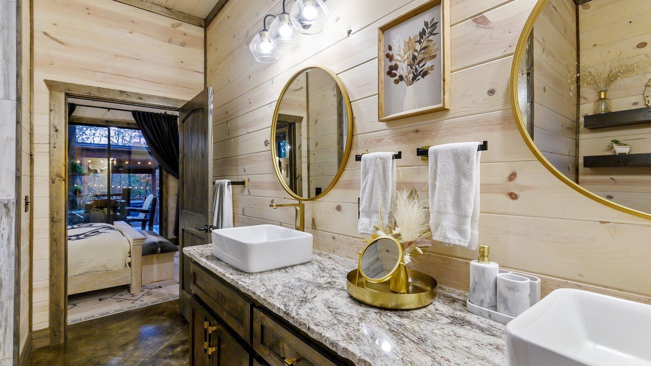 Photo of Bathroom in Pickens