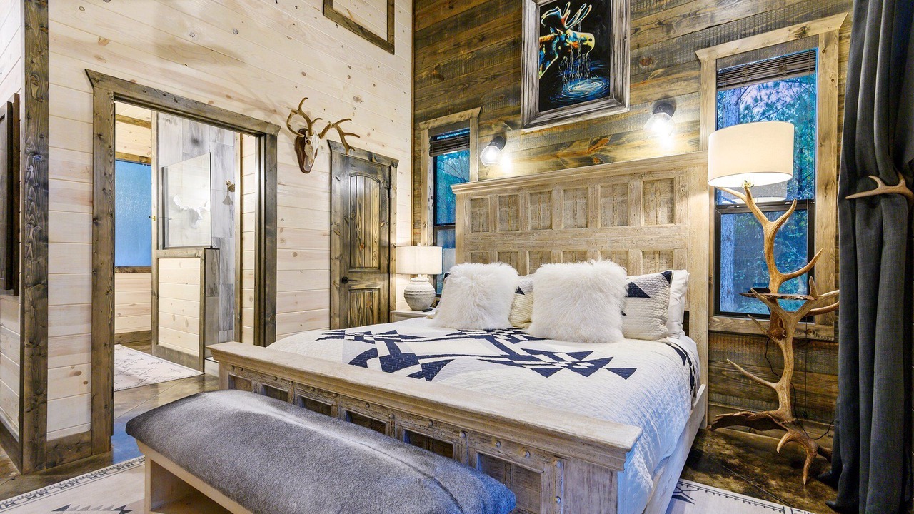 Photo of Bedroom in Pickens