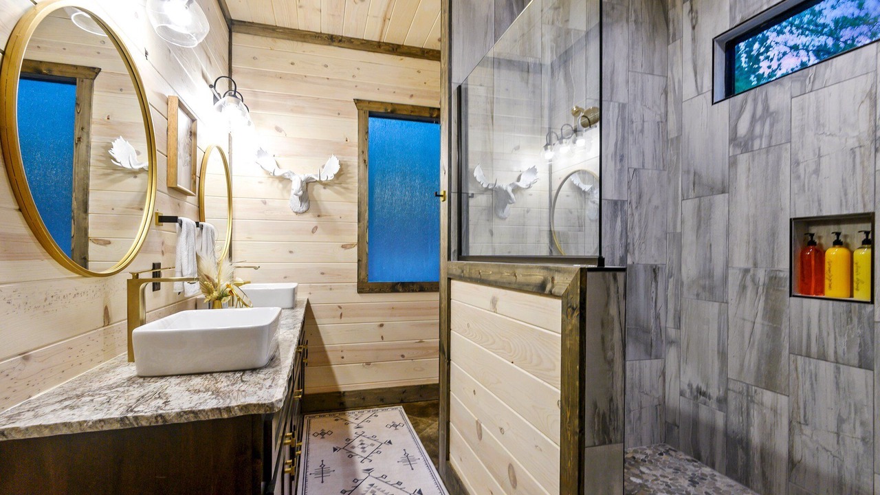Photo of Bathroom in Pickens