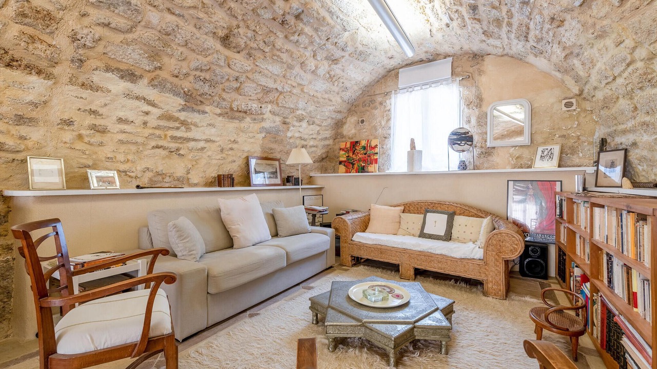 Photo of Bedroom in Montbazin