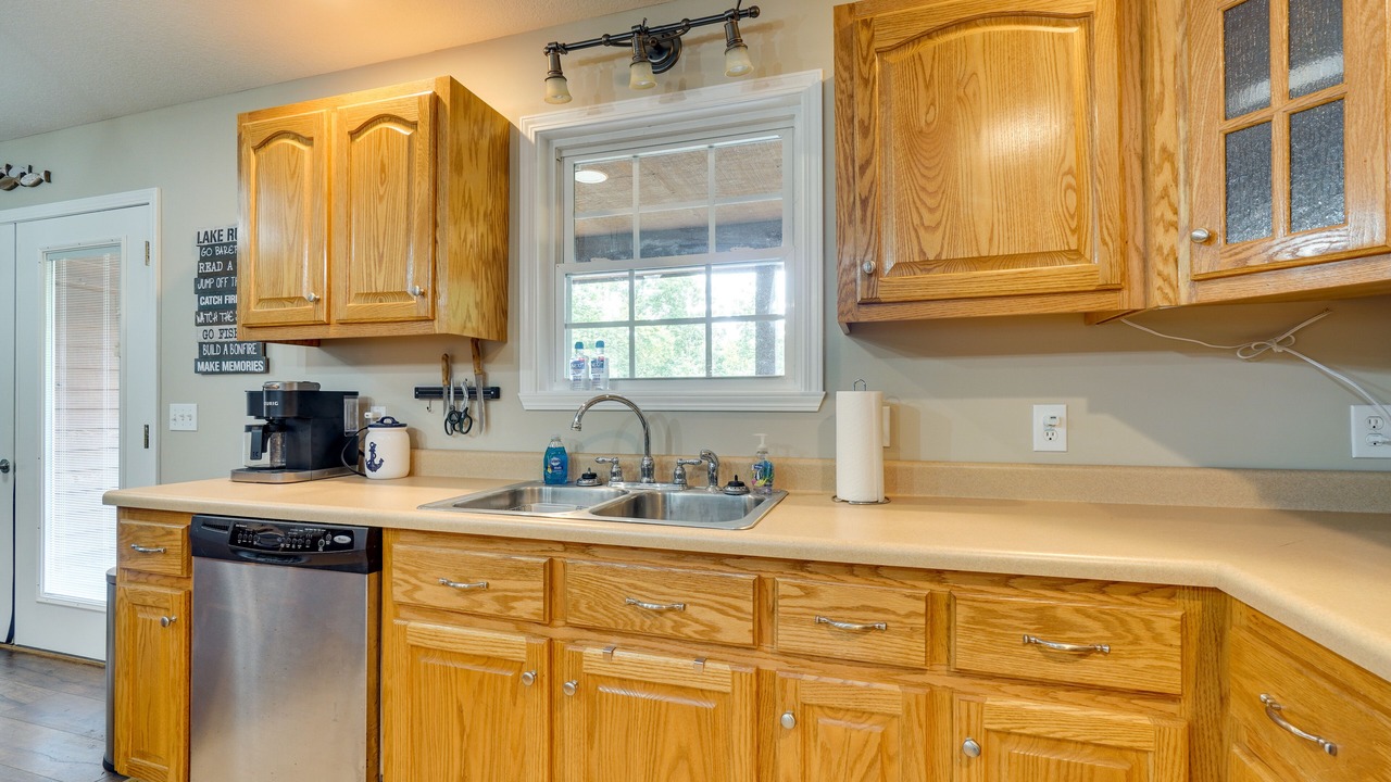 Photo of Kitchen in Byrdstown