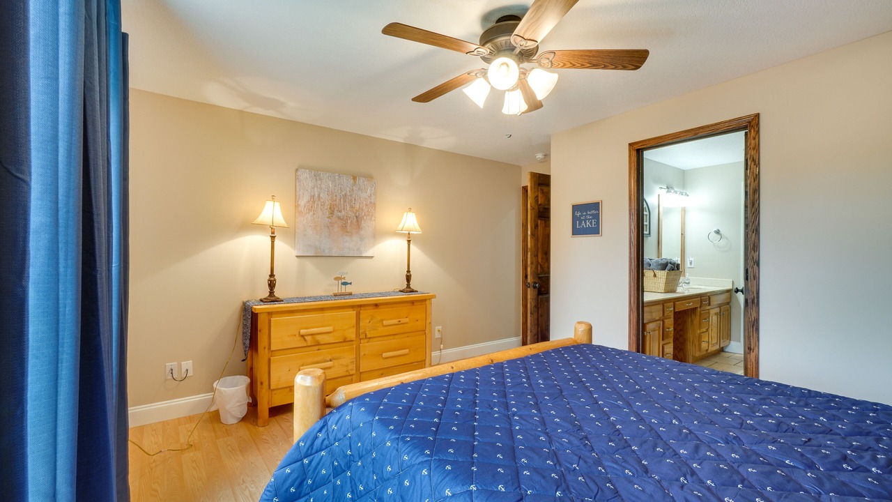 Photo of Bedroom in Byrdstown