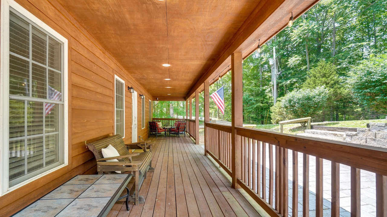 Photo of Outdoor in Byrdstown