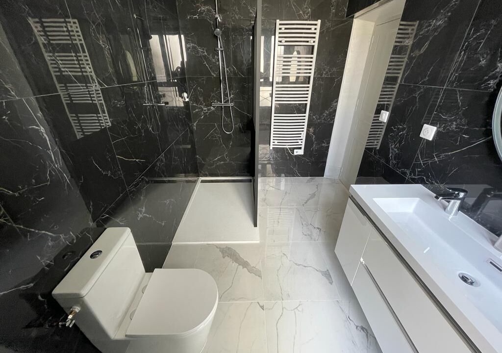 Photo of Bathroom in Epernay