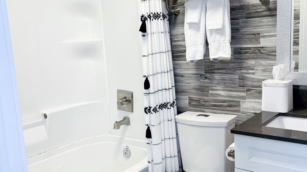 Photo of Bathroom in Grand Bend