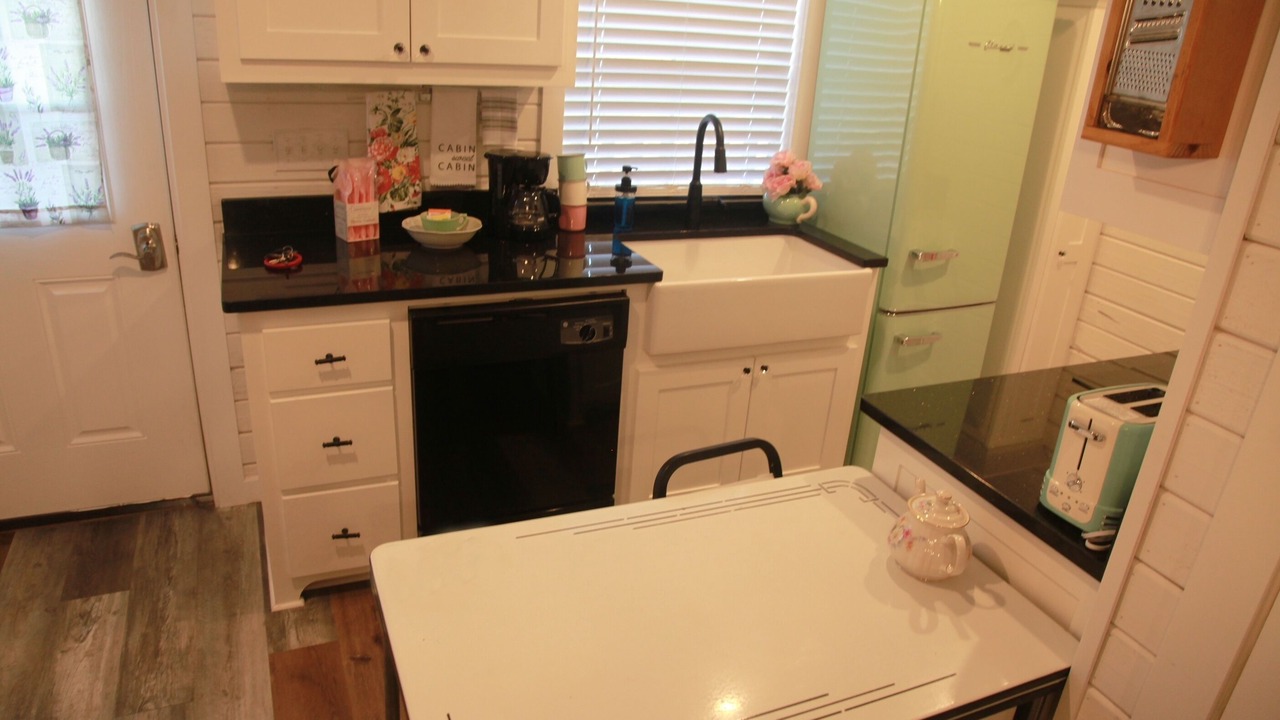 Photo of Kitchen in Maud