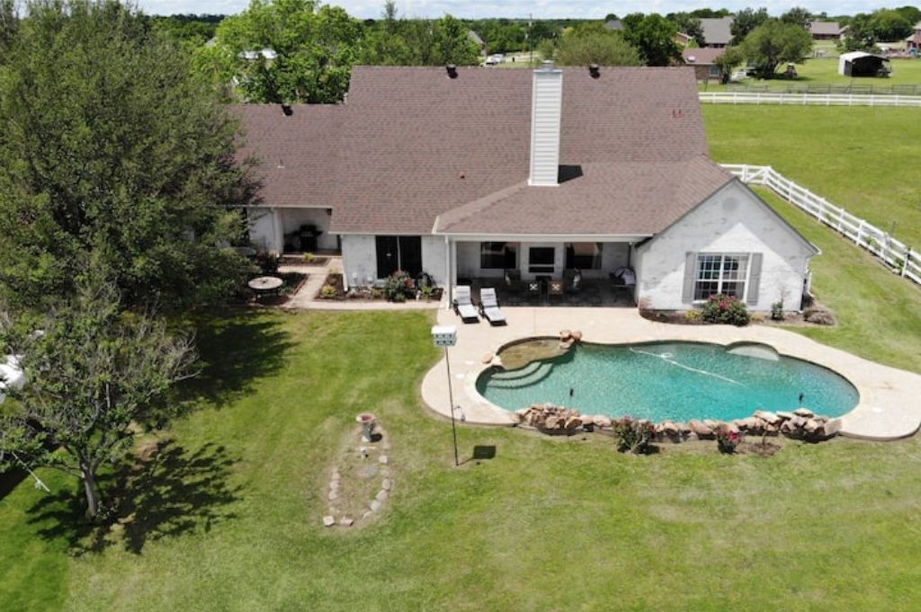 Photo of Outdoor in Van Alstyne