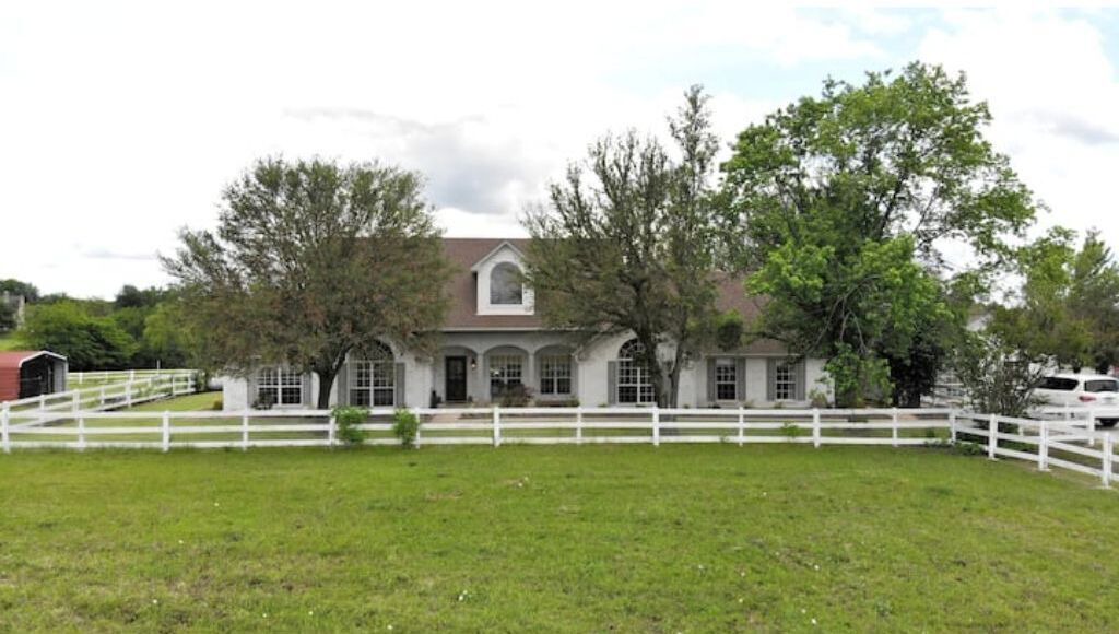 Photo of Others in Van Alstyne