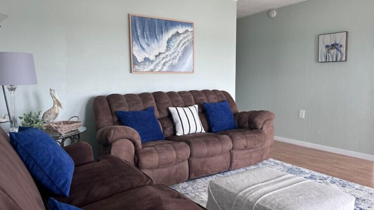 Photo of Livingroom in Cedar Lane