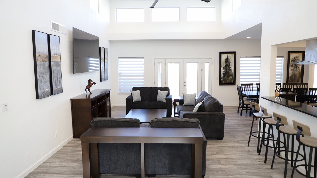 Photo of Livingroom in Biggs Field