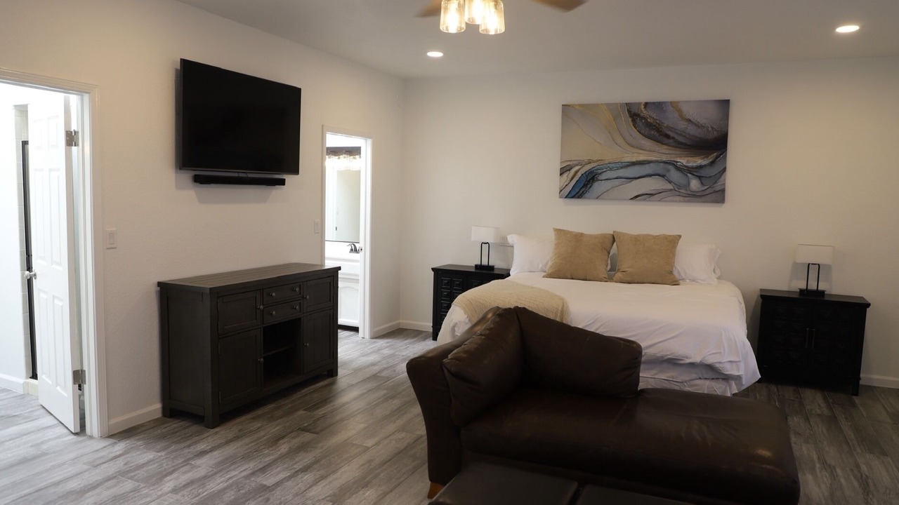 Photo of Bedroom in Biggs Field