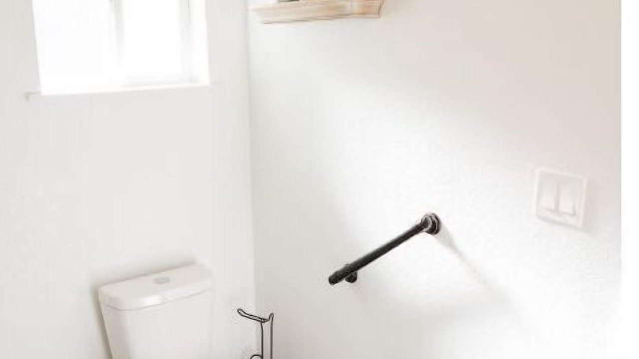 Photo of Bathroom in Biggs Field