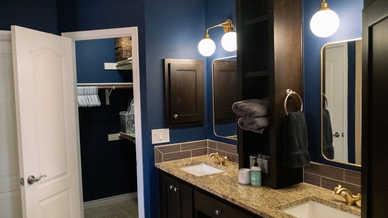 Photo of Bathroom in Harris Ridge