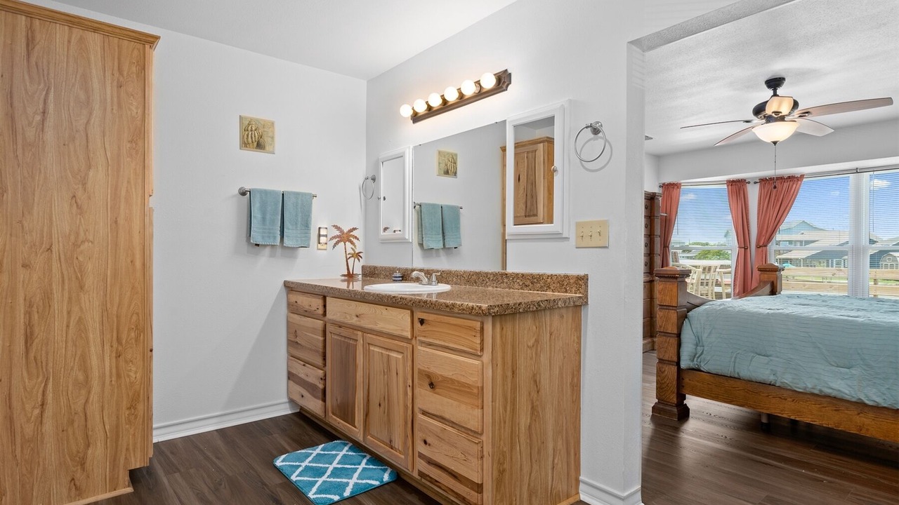 Photo of Bedroom in Rockport