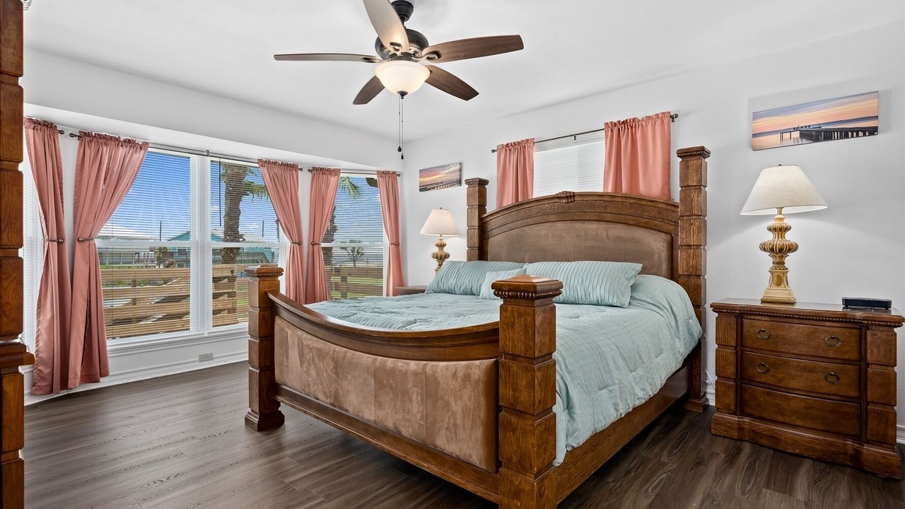 Photo of Bedroom in Rockport