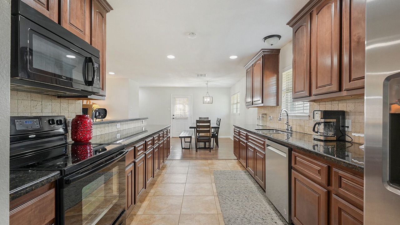 Photo of Kitchen in College Hills Estates