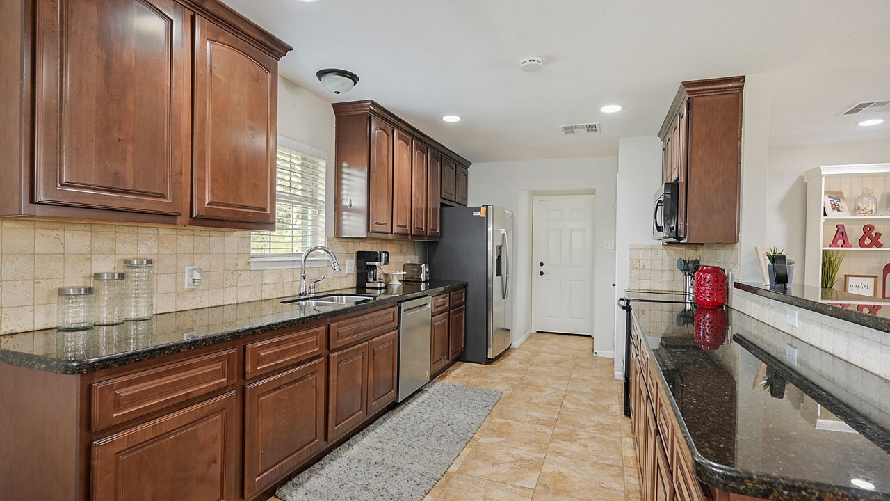 Photo of Kitchen in College Hills Estates