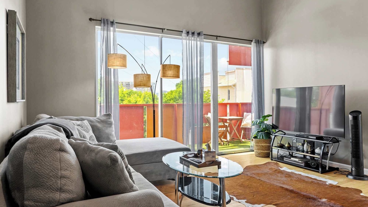 Photo of Livingroom in Central East Austin