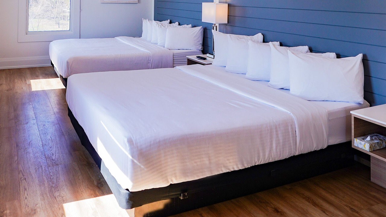 Photo of Bedroom in Grand Bend