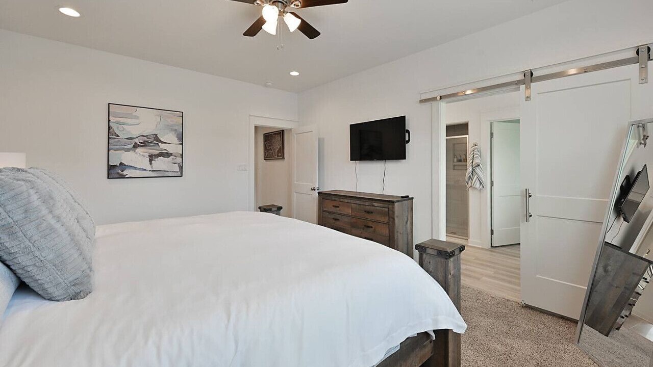 Photo of Bedroom in College Station