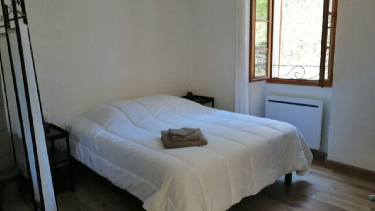 Photo of Bedroom in Courry